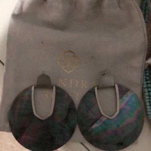 Gorgeous Kendra Scott earrings